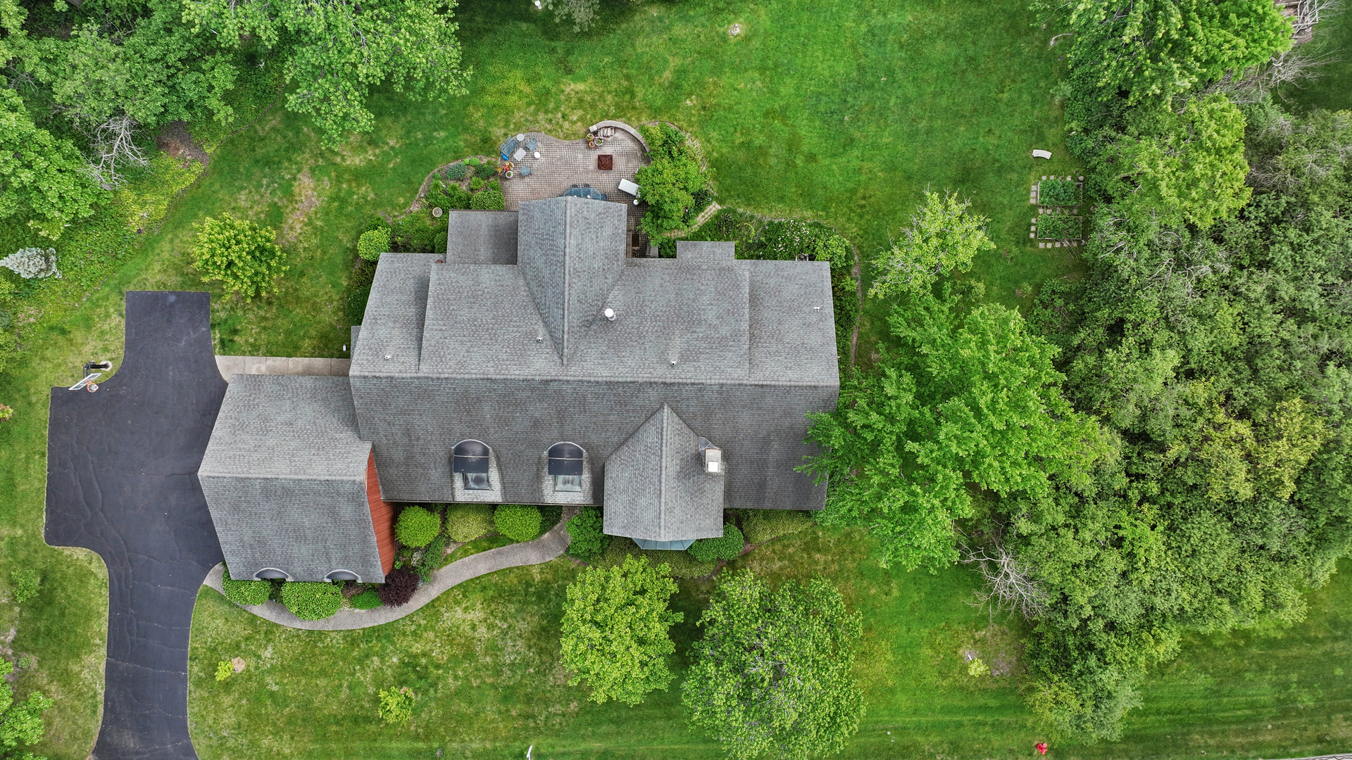 1135 Buttonwood Lane Property Photo 45
