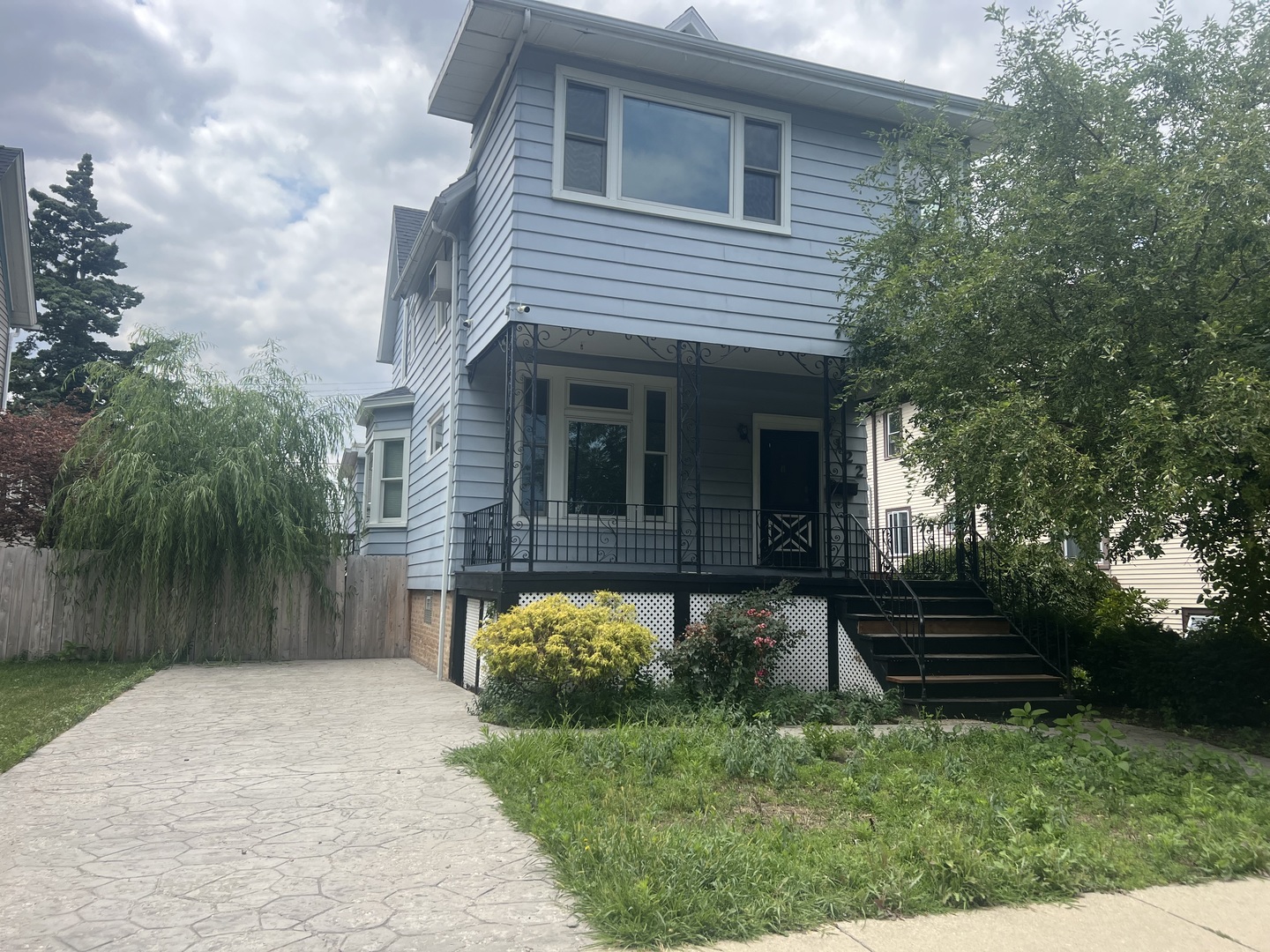 4122 N Kostner Avenue Property Photo 3