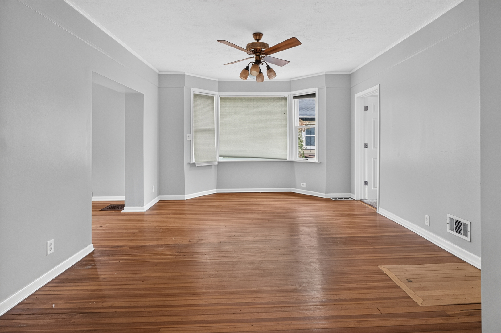 4122 N Kostner Avenue Property Photo 12