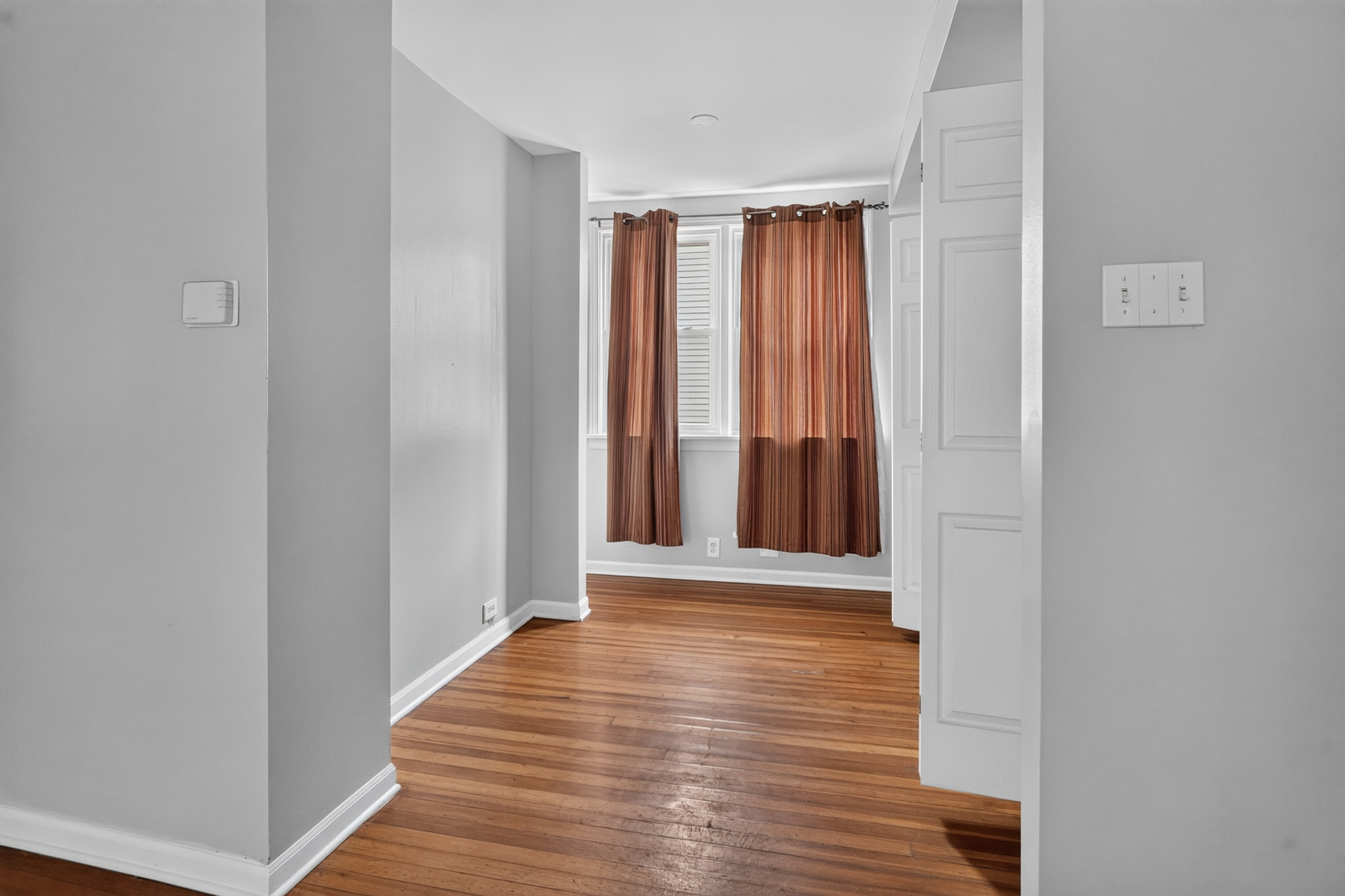 4122 N Kostner Avenue Property Photo 13