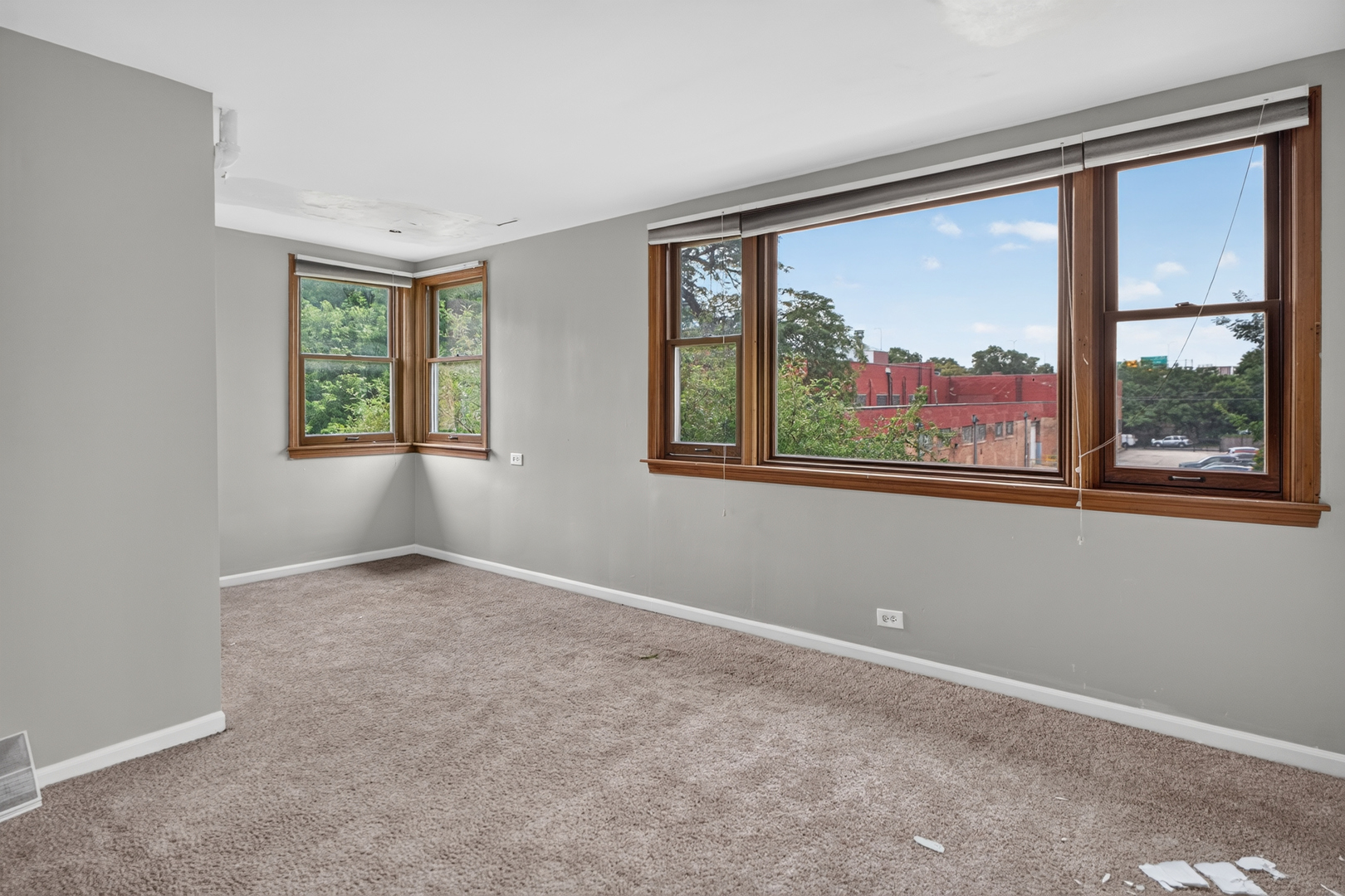 4122 N Kostner Avenue Property Photo 16