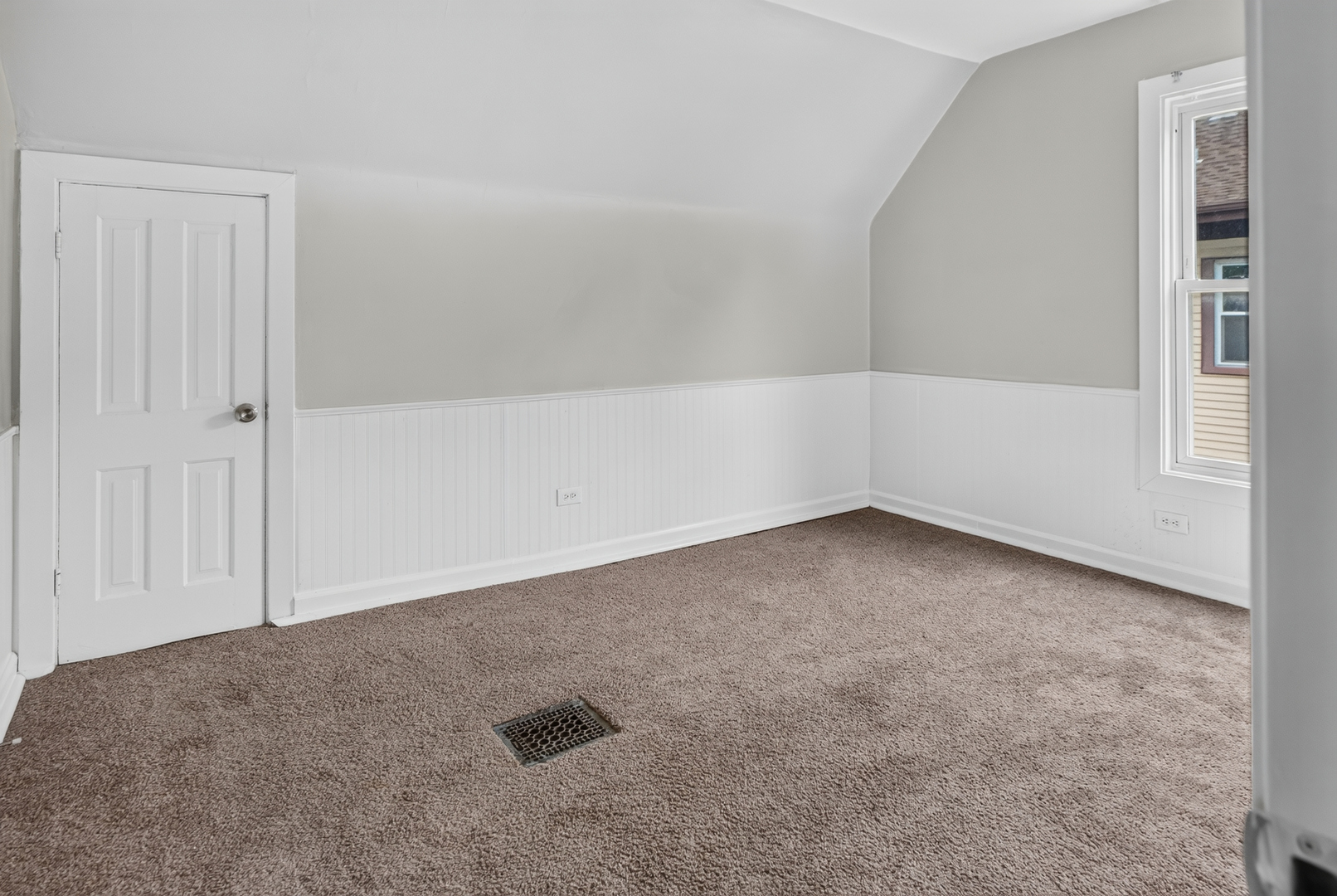 4122 N Kostner Avenue Property Photo 19