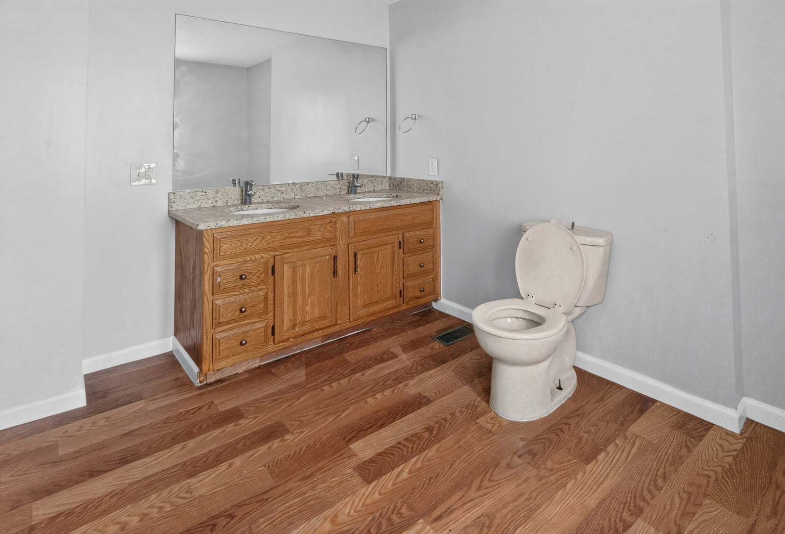 4122 N Kostner Avenue Property Photo 26