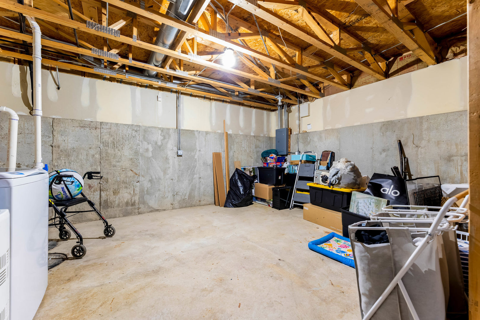 1640 S Ridgeway Avenue Property Photo 20