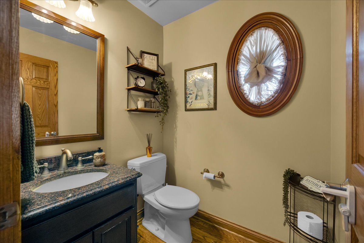236 Isleview Drive Property Photo 14