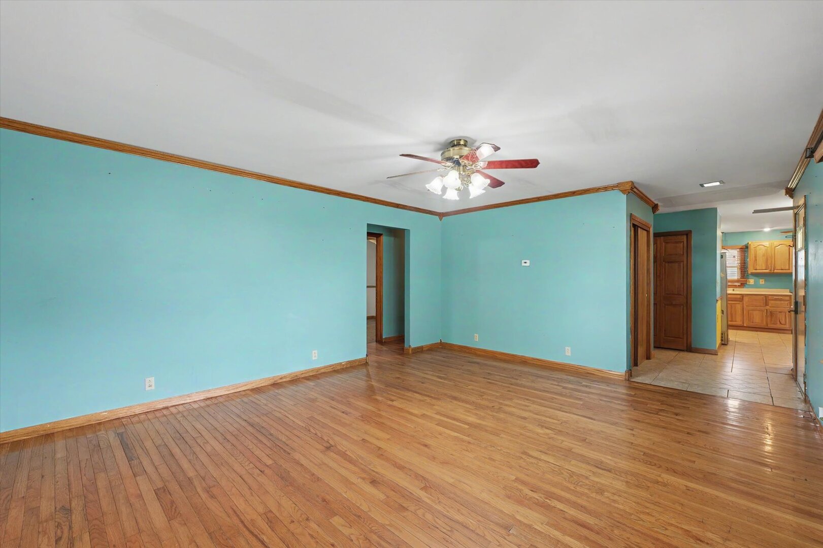 709 Mikel Drive Property Photo 7