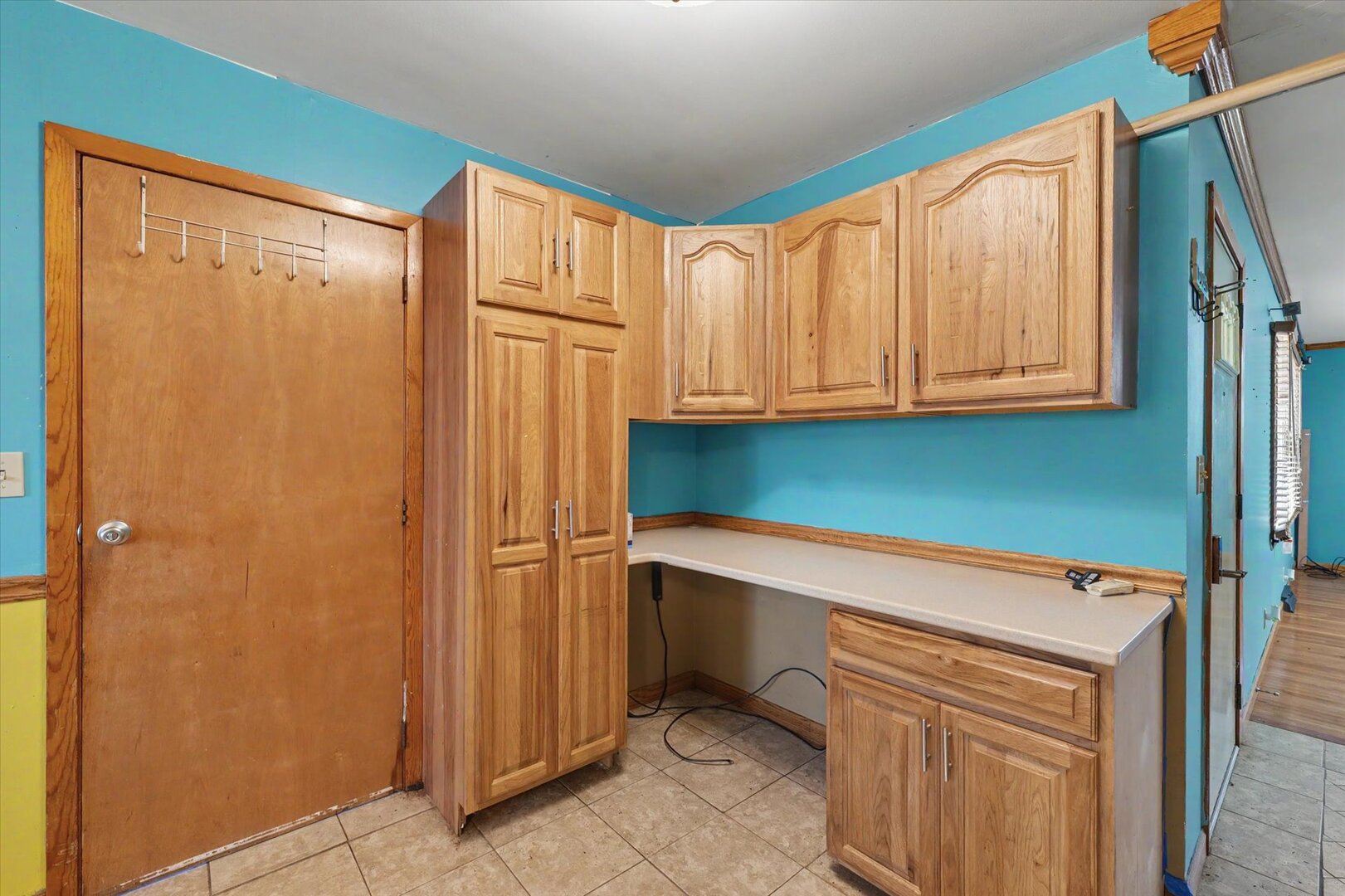 709 Mikel Drive Property Photo 10