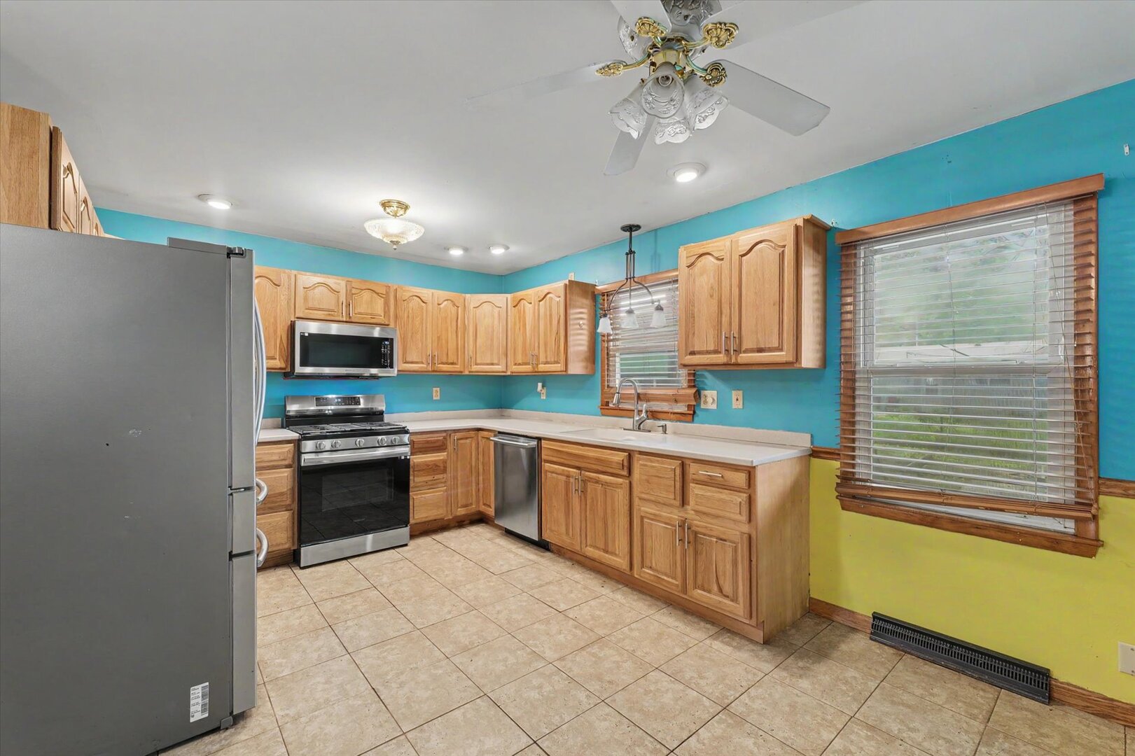 709 Mikel Drive Property Photo 11