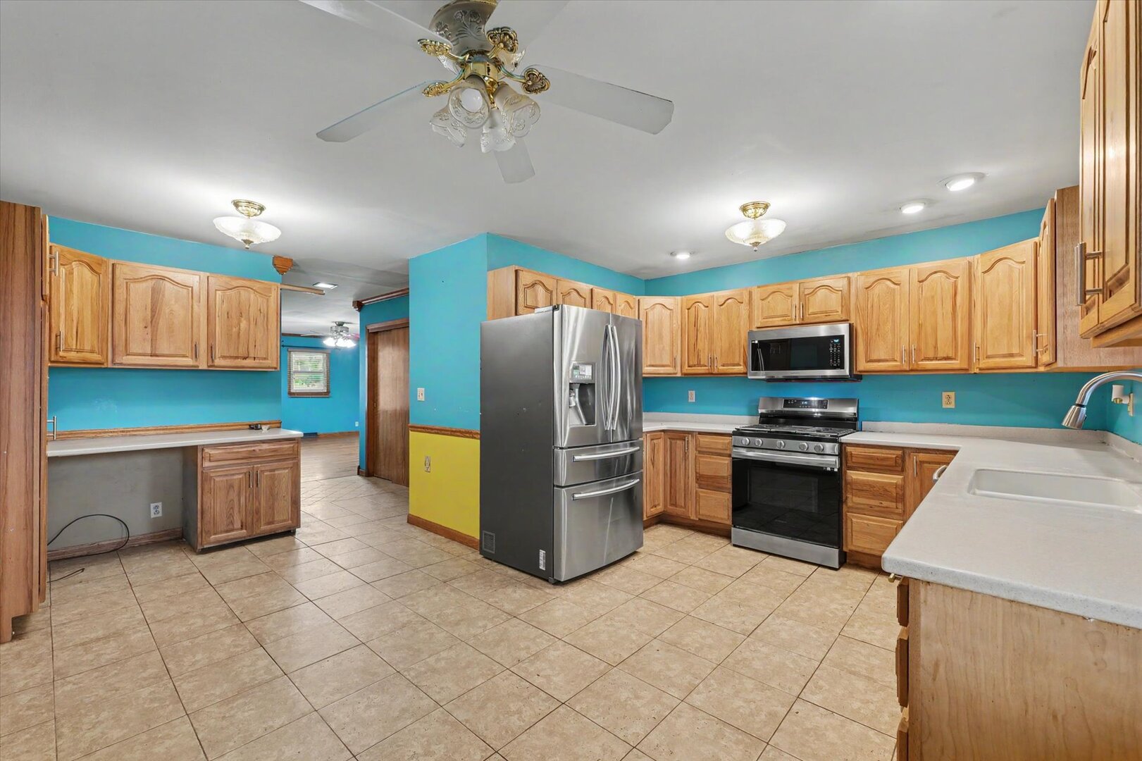 709 Mikel Drive Property Photo 13