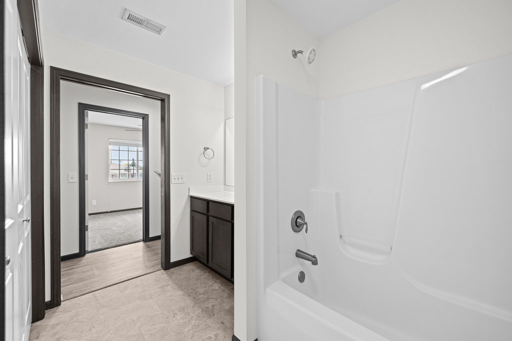 400 E Franklin Street 201 Property Photo 17