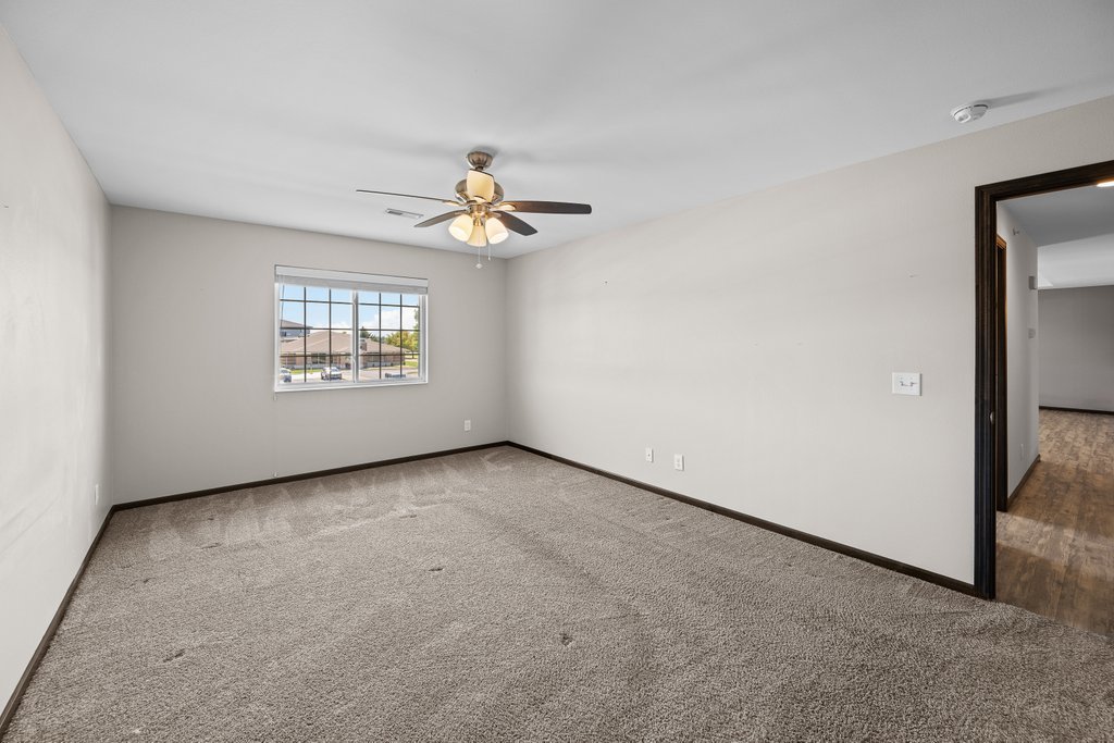 400 E Franklin Street 201 Property Photo 21