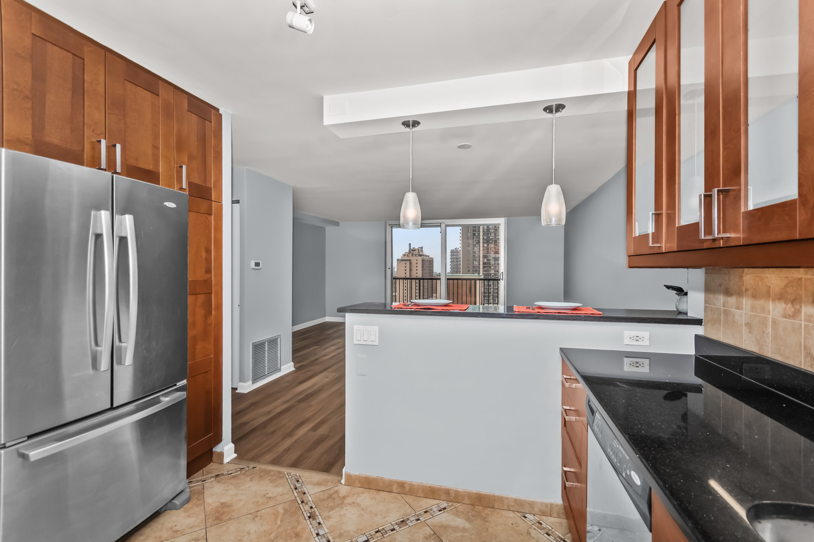 5855 N Sheridan Road 19f Property Photo 5