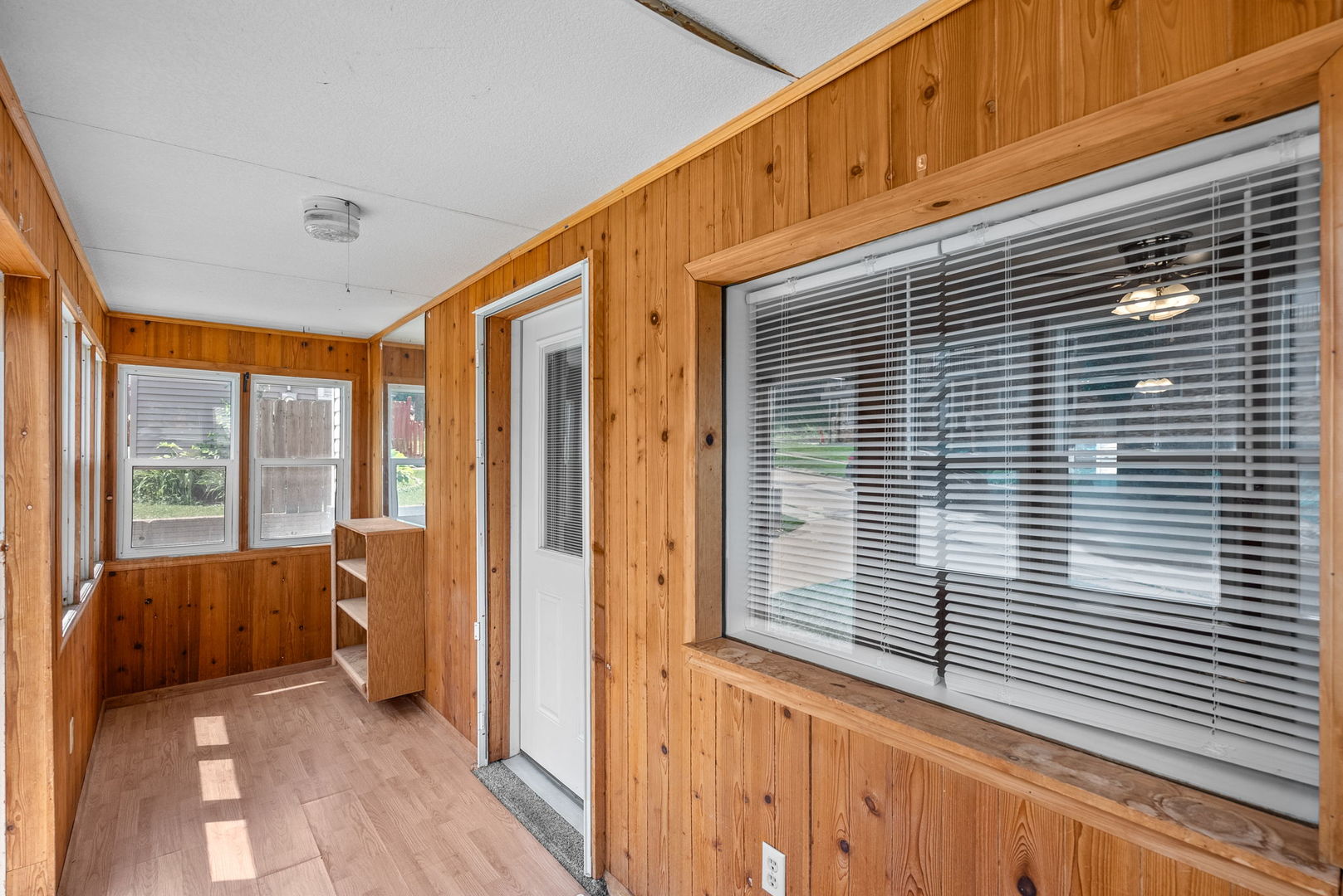 526 31st Street Property Photo 2