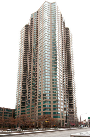 400 N LaSalle Boulevard 2203 Property Photo 1