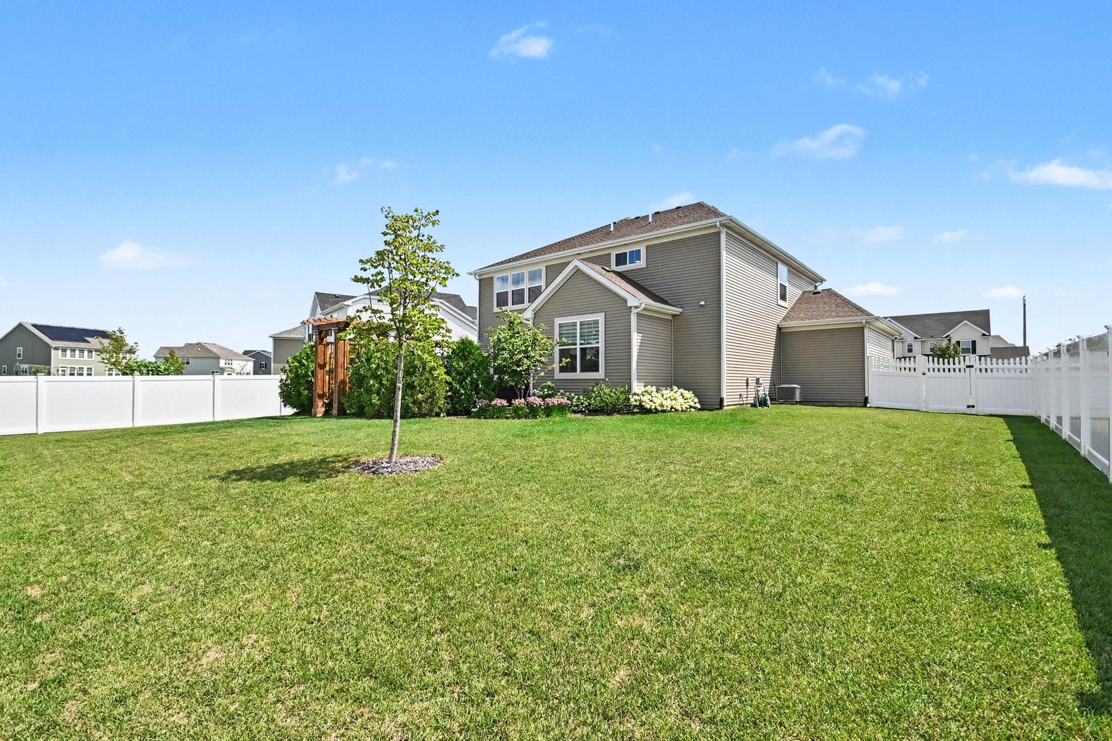 16116 S Clearwater Drive Property Photo 30