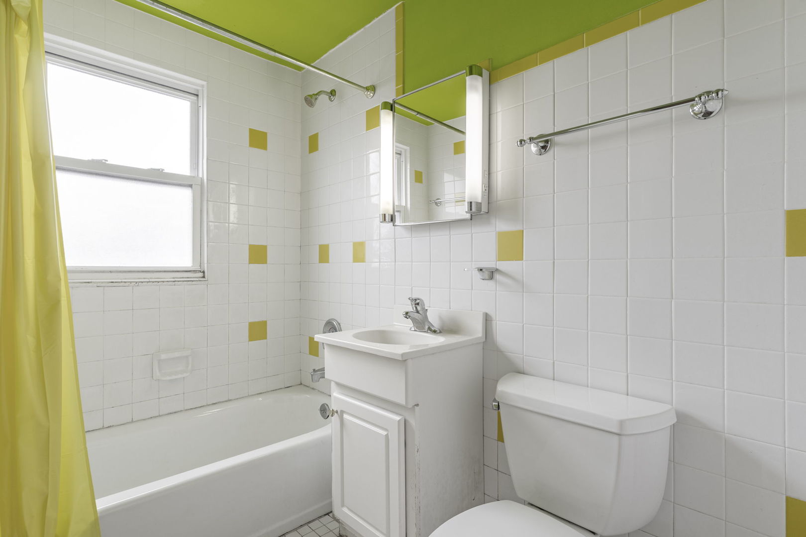 12722808 Property Photo 18