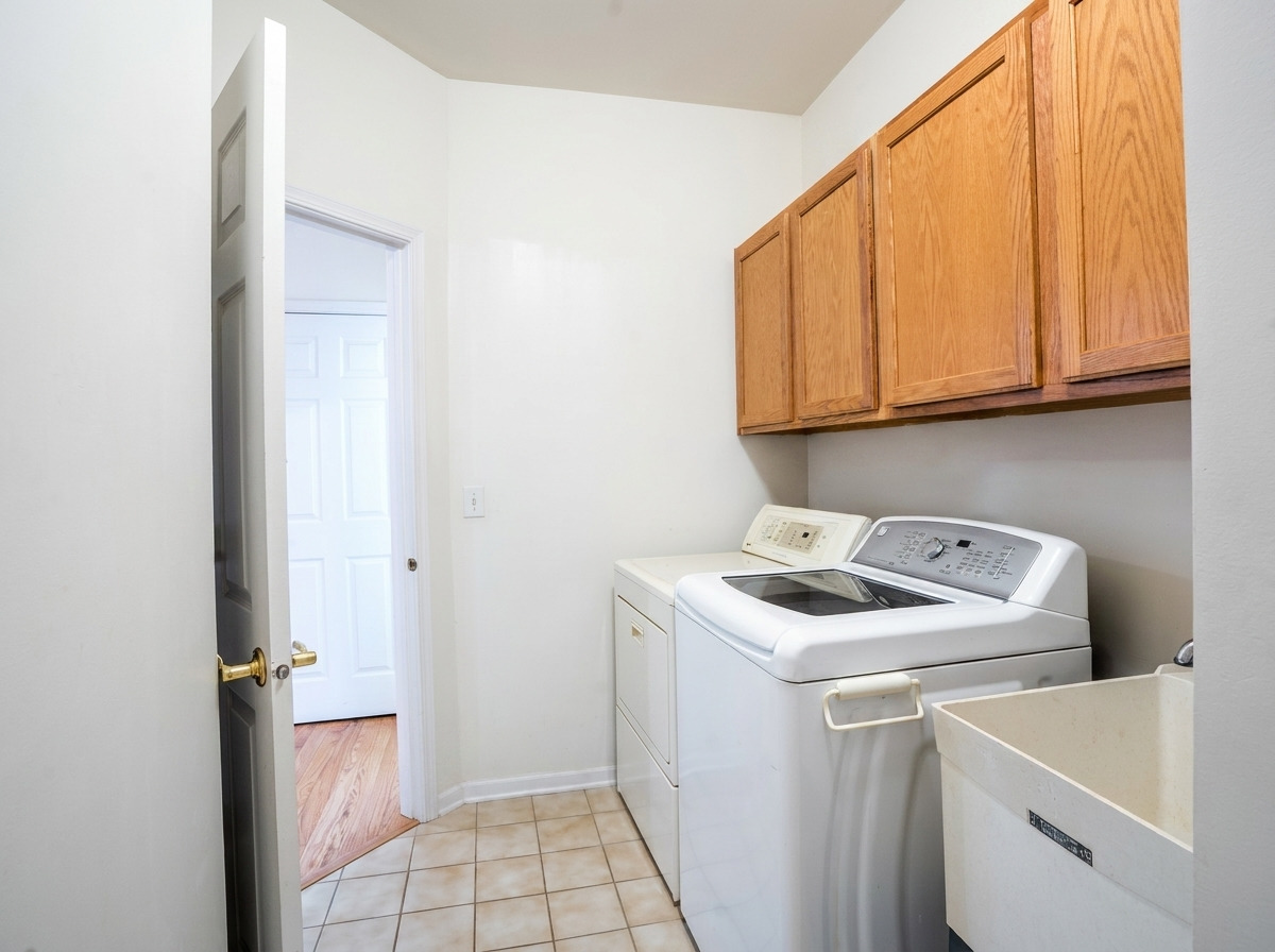 205 Westminster Drive Property Photo 18