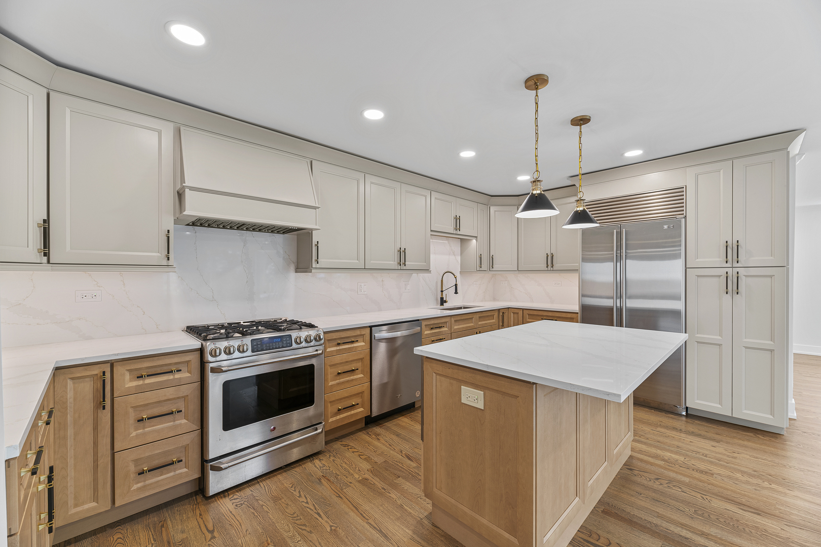 1430 Country Lane Property Photo 4