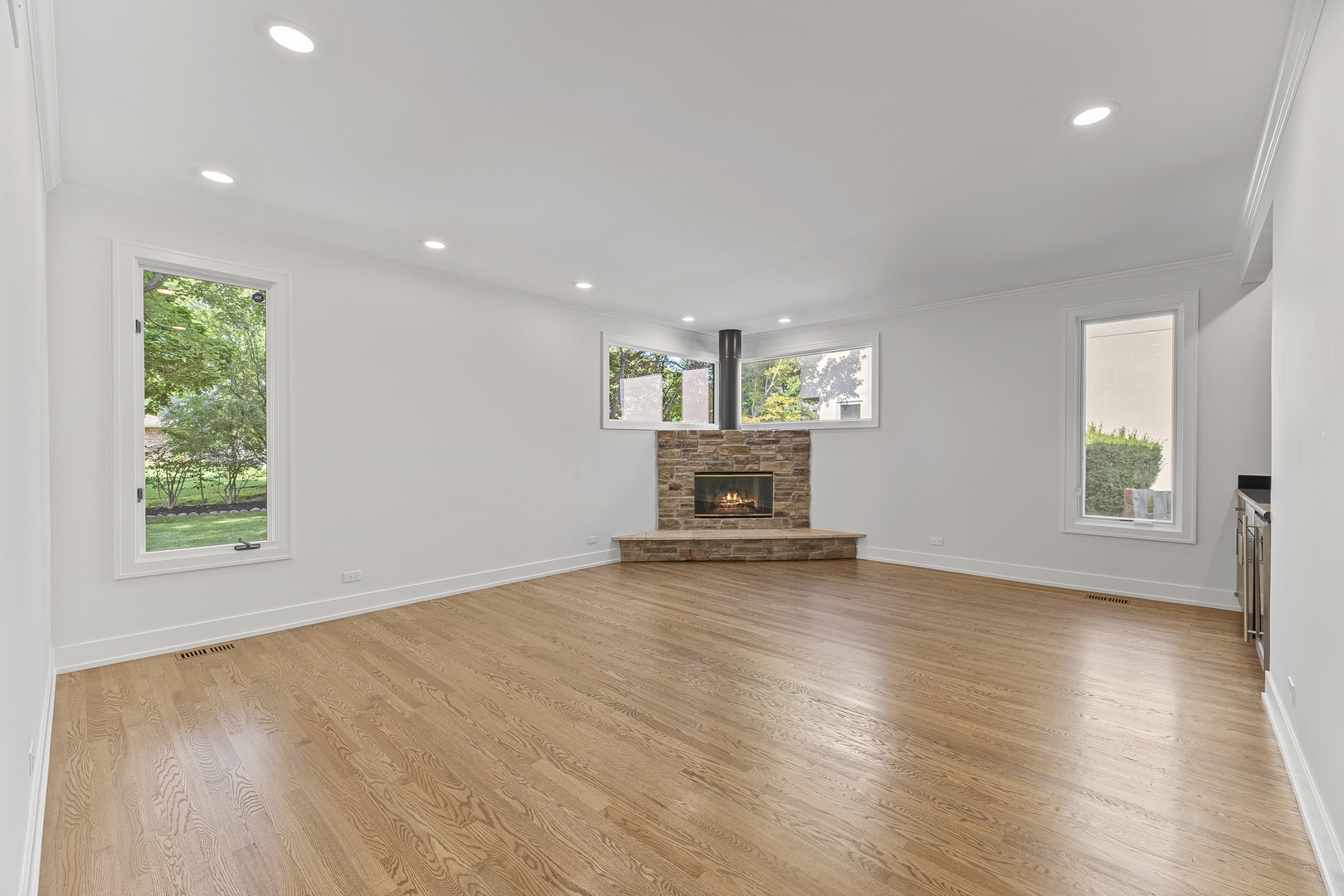 1430 Country Lane Property Photo 13