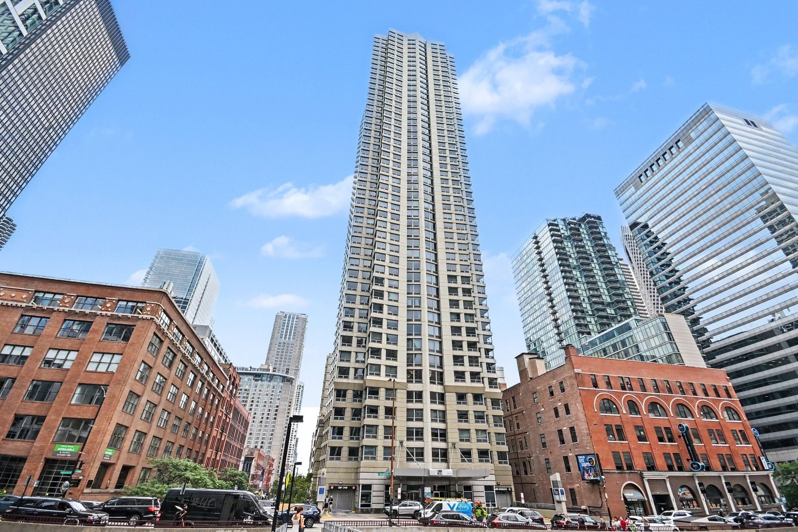 440 N Wabash Avenue 3204 Property Photo 1