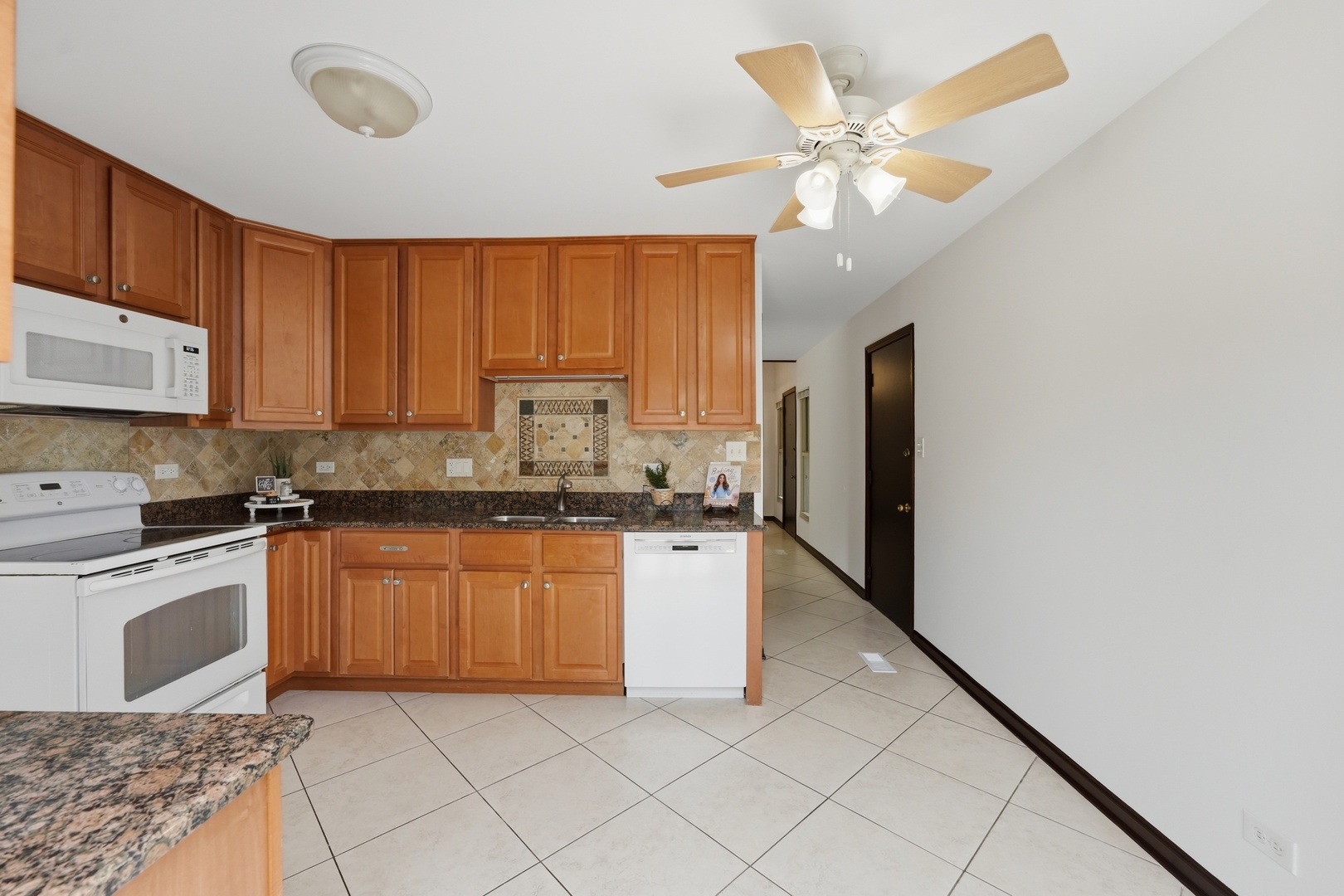 1148 N Old Bridge Road Property Photo 4