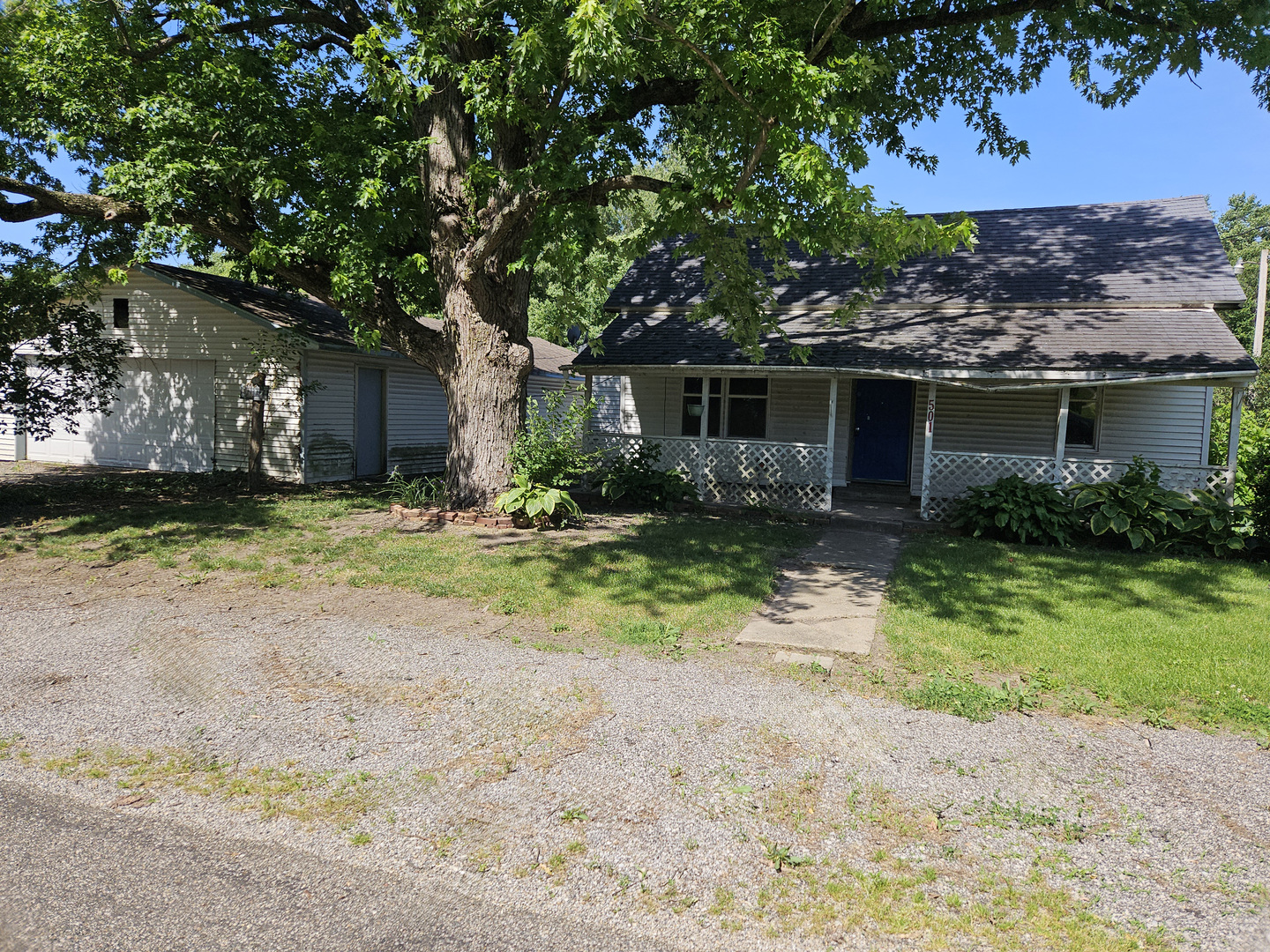 501 S Chicago Property Photo 1