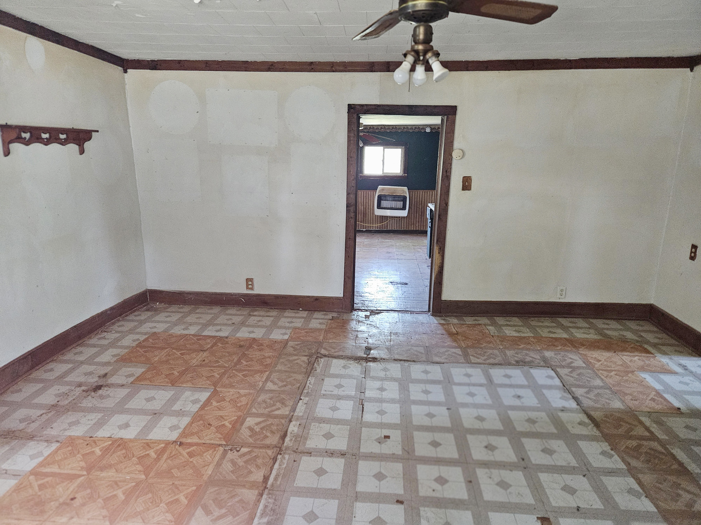 501 S Chicago Property Photo 12