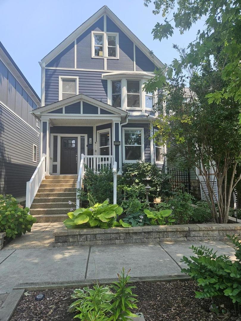 4937 N Bell Avenue Property Photo 1