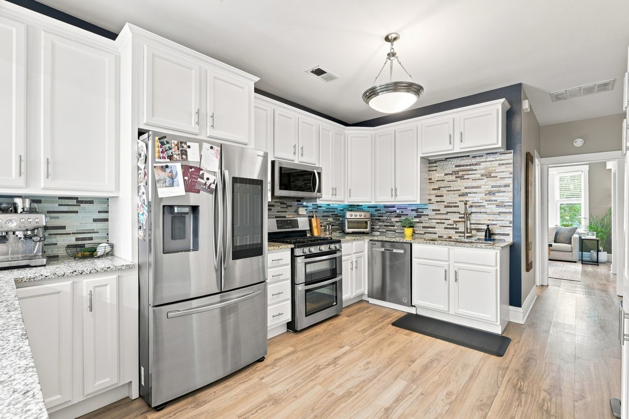 4937 N Bell Avenue Property Photo 18