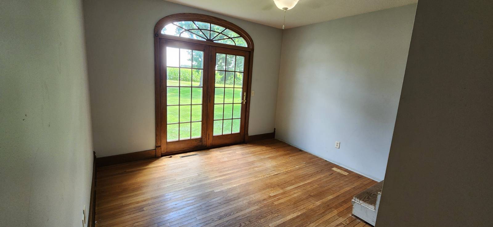 1654 Hoover Road Property Photo 18