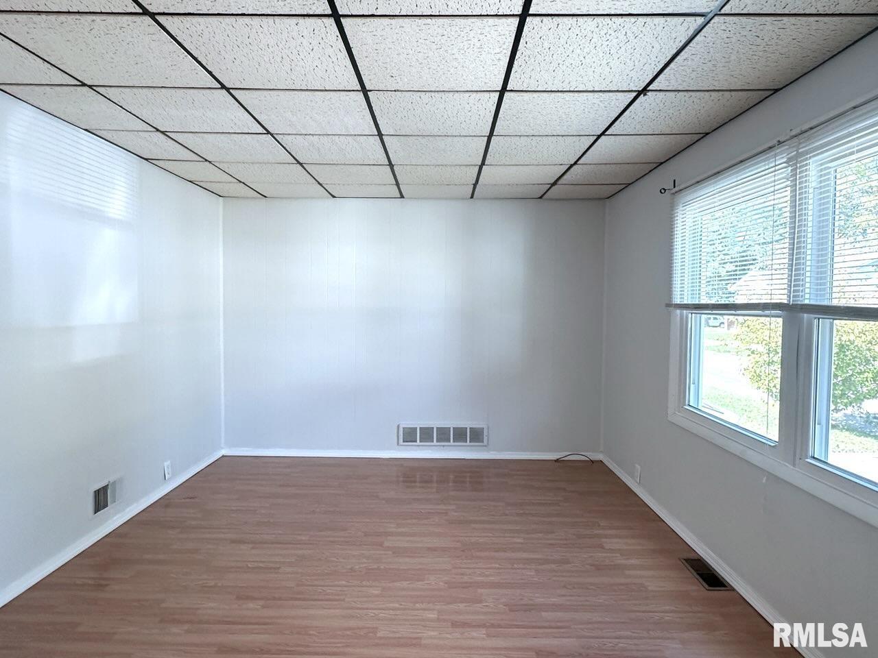 2027 Herbert Street Property Photo 9