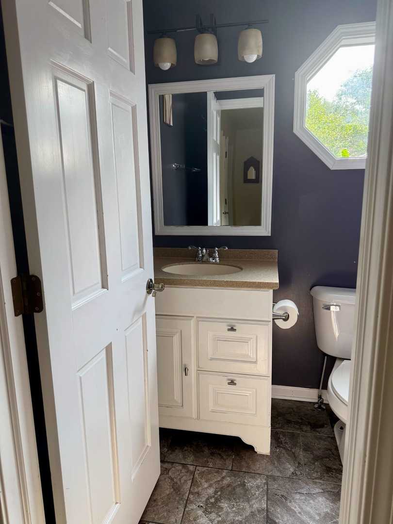 1127 Yorkshire Drive Property Photo 17