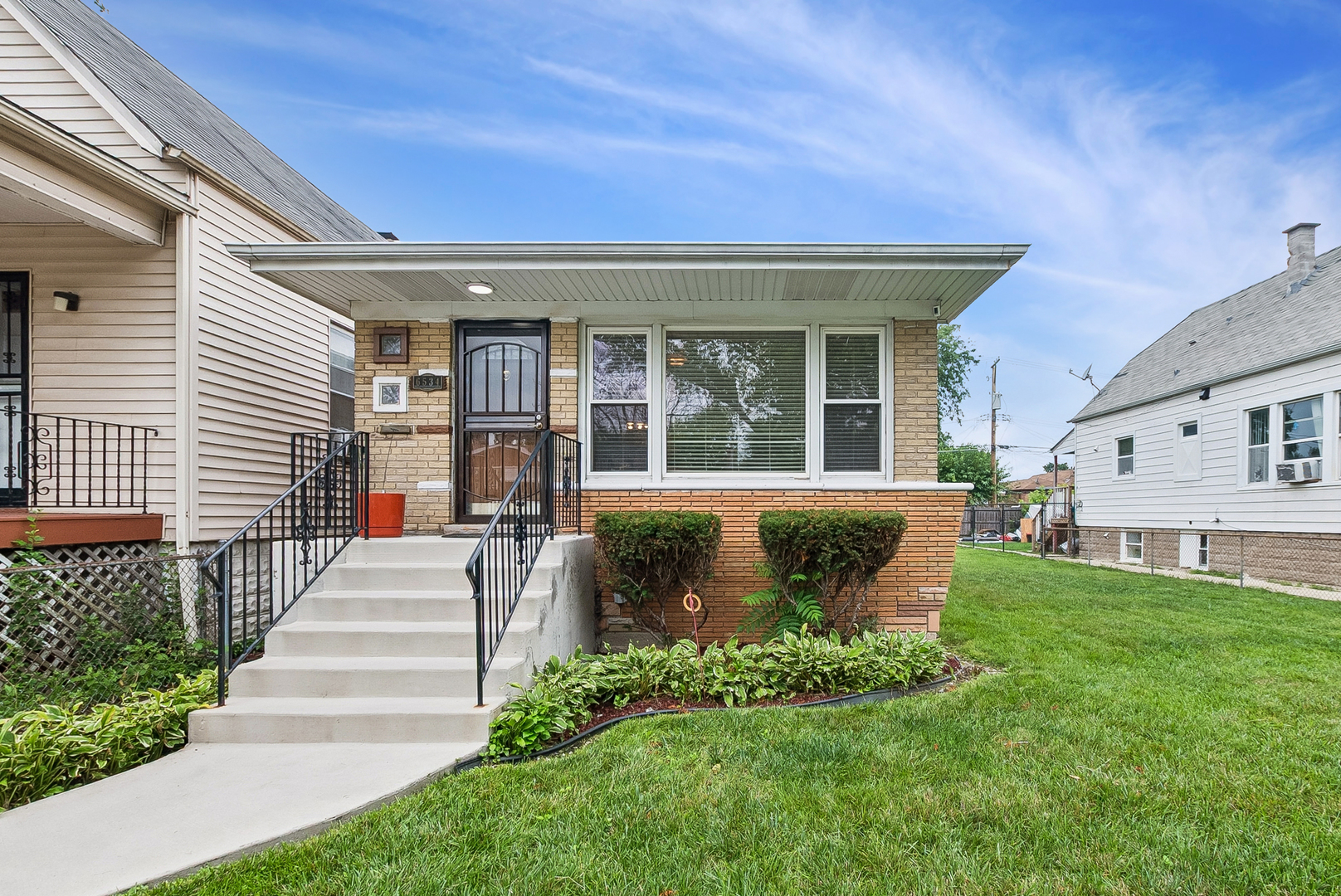 6534 S Bell Avenue Property Photo 1