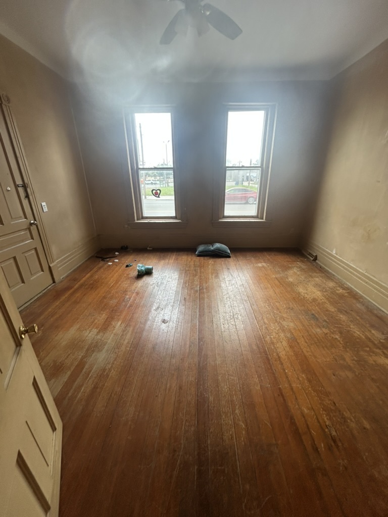710 W 3rd Street Property Photo 5