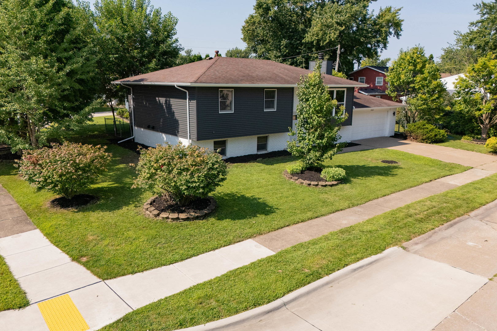1955 Danbury Drive Property Photo 1