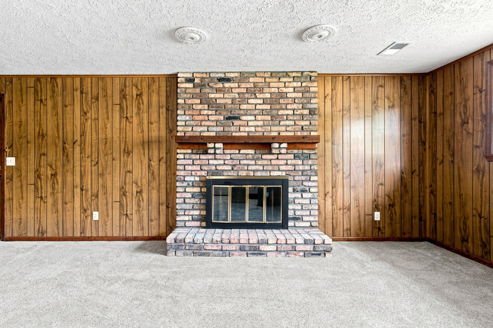 1955 Danbury Drive Property Photo 30