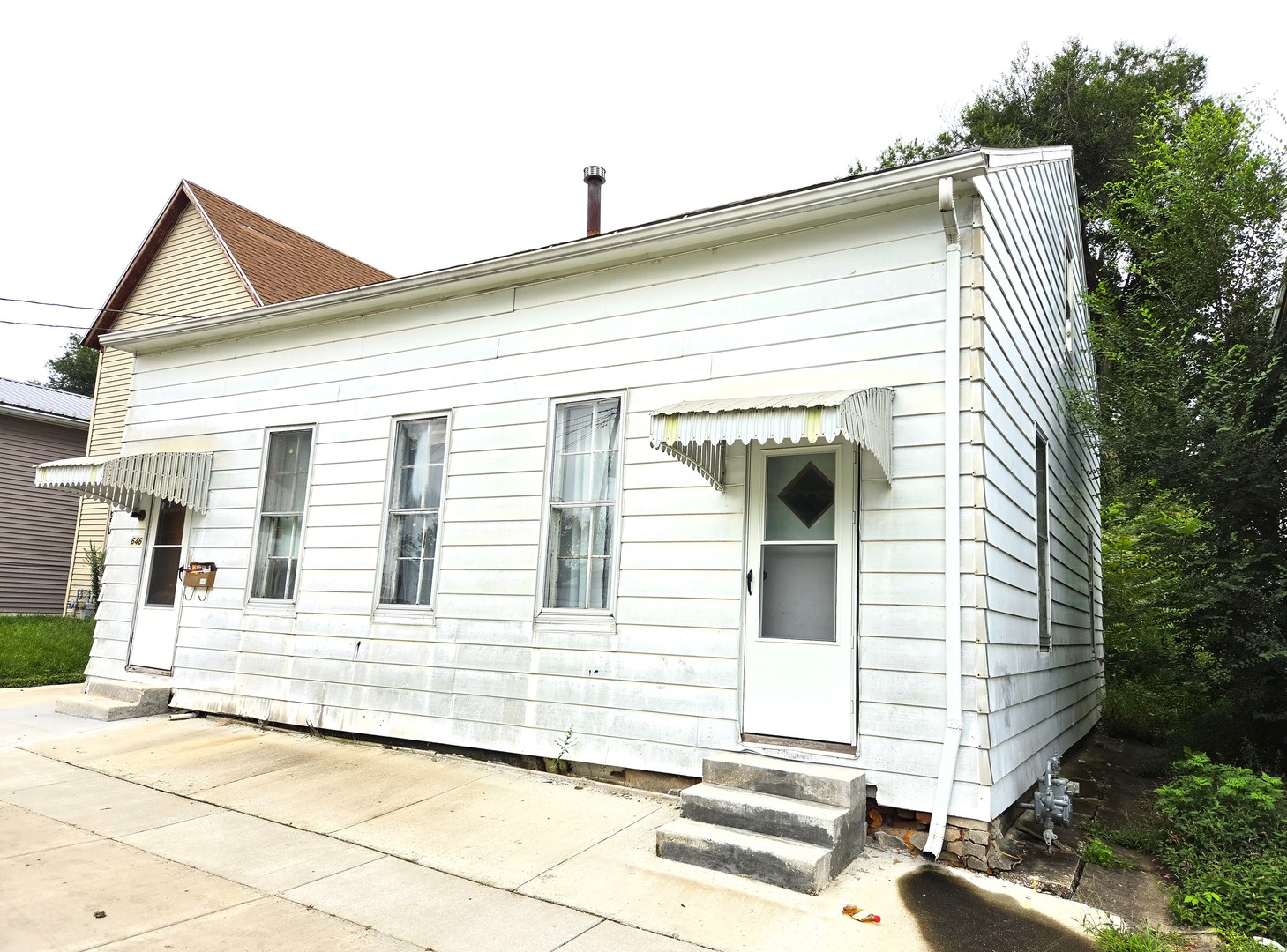 646 Payson Avenue Property Photo 3