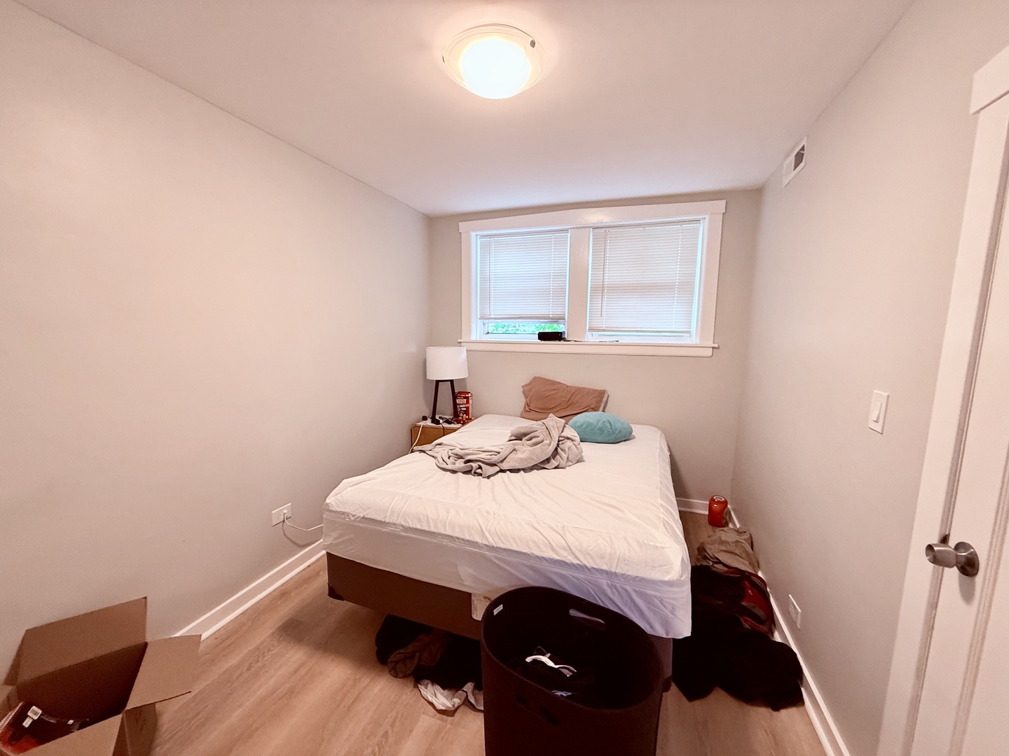 3758 N Sawyer Avenue Property Photo 5