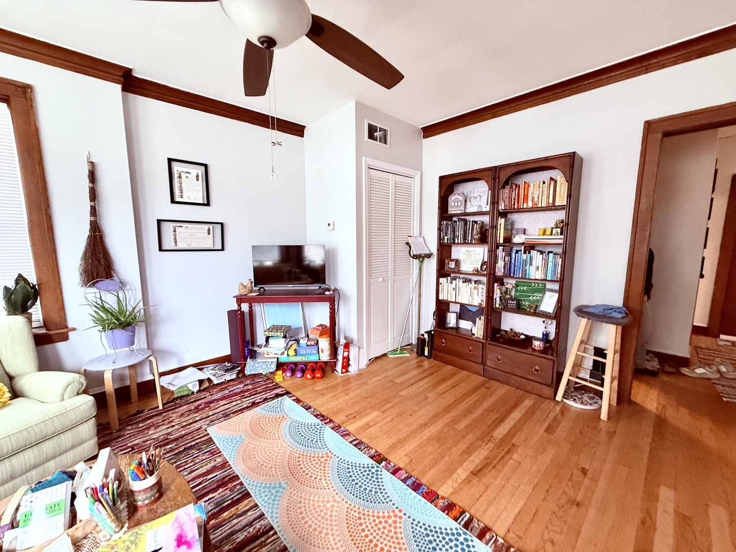 3758 N Sawyer Avenue Property Photo 11