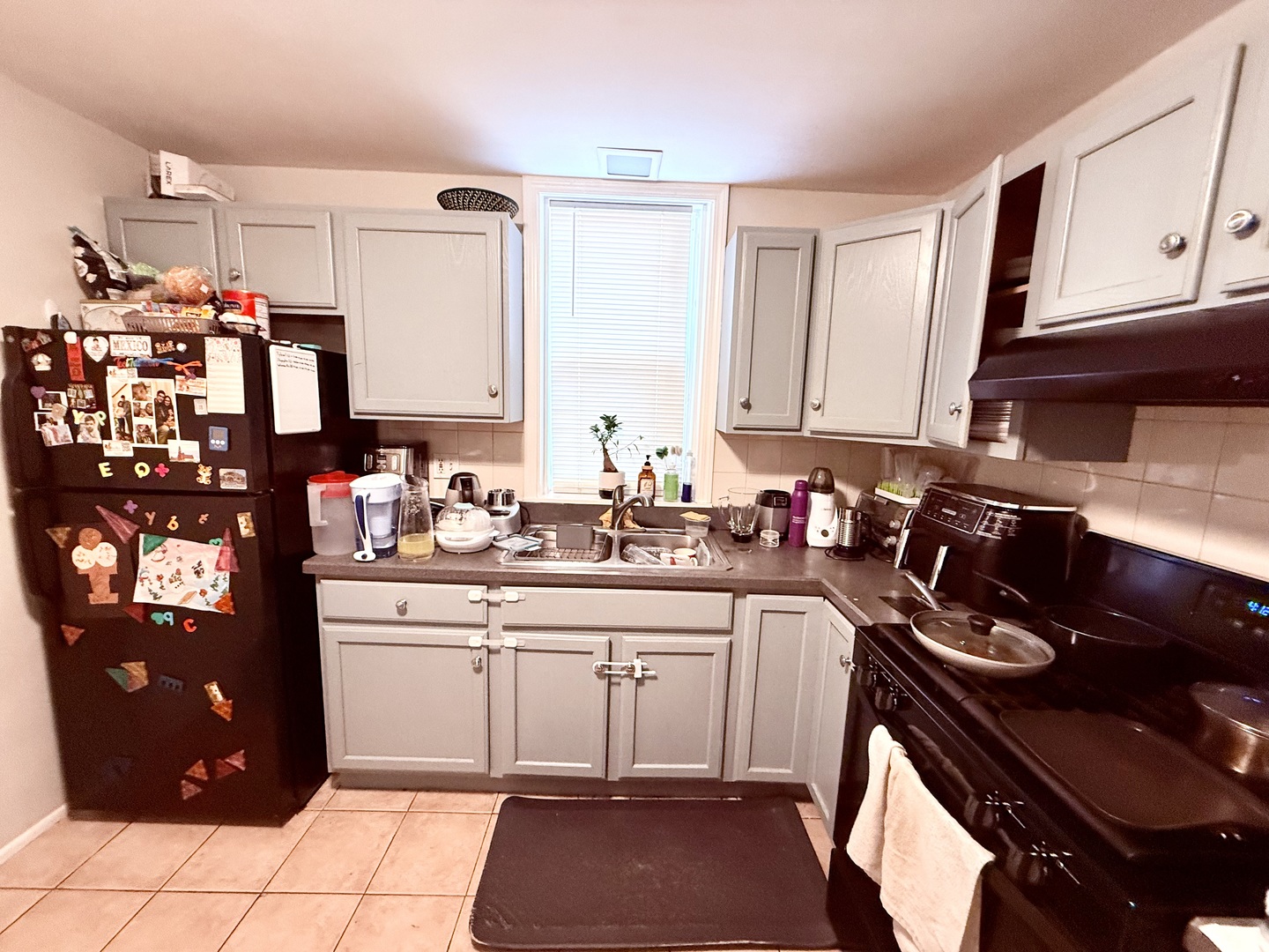 3758 N Sawyer Avenue Property Photo 20