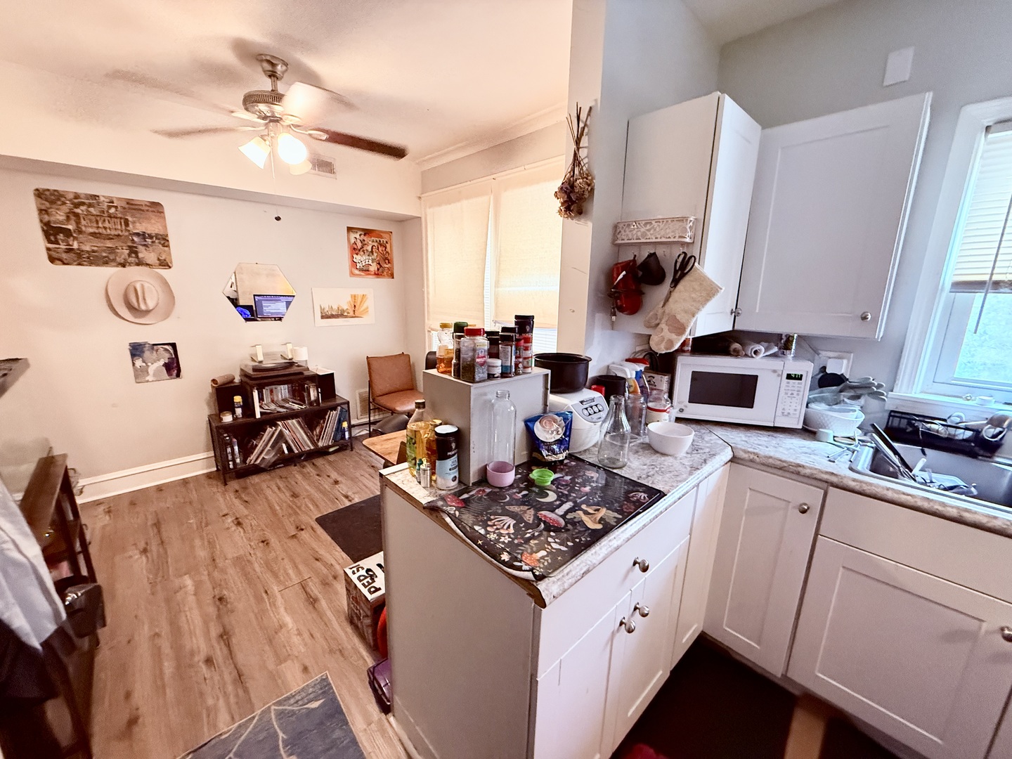 3758 N Sawyer Avenue Property Photo 31