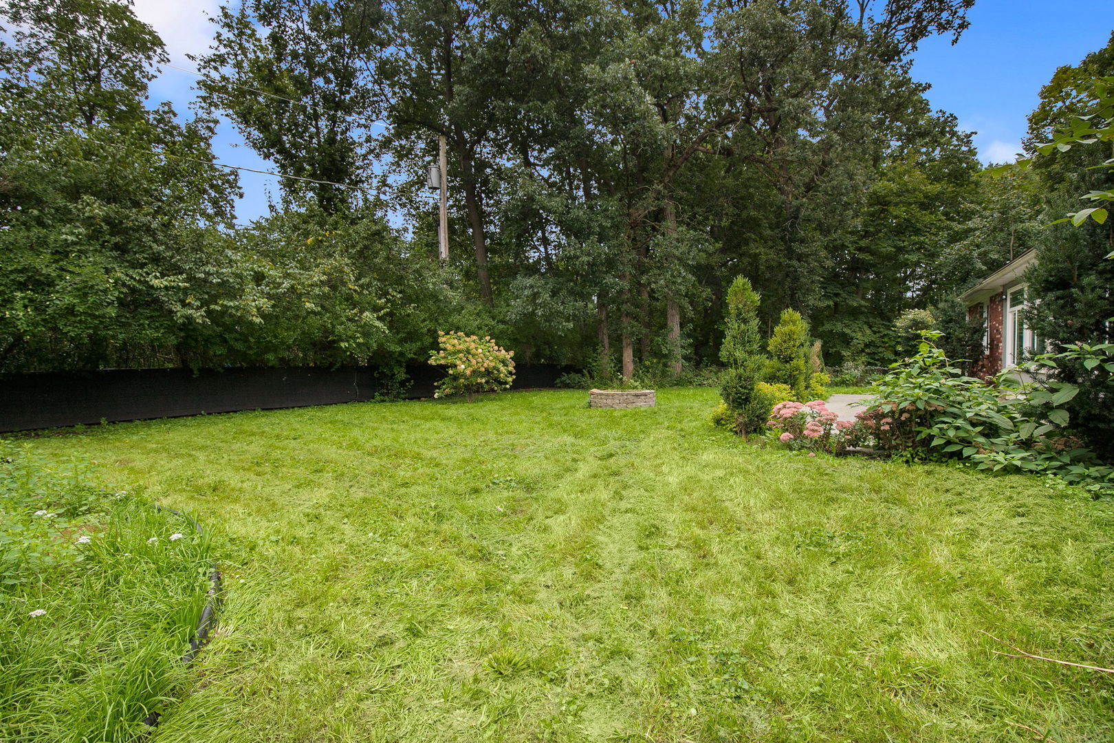1433 Fulton Avenue Property Photo 19