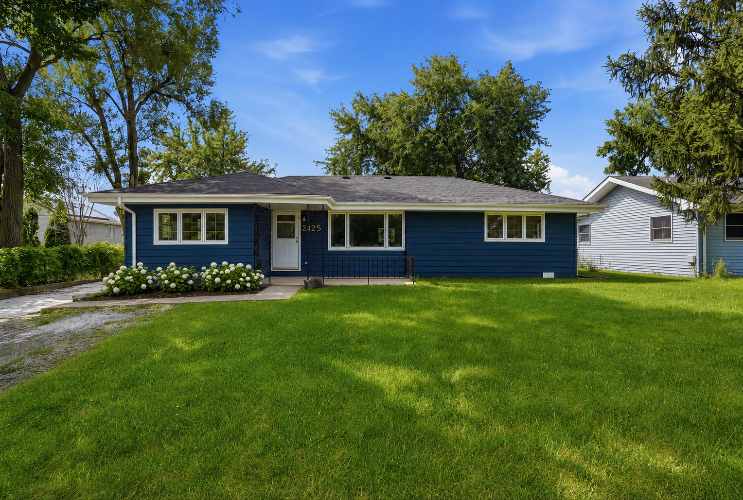 2425 E Sand Lake Road Property Photo 1