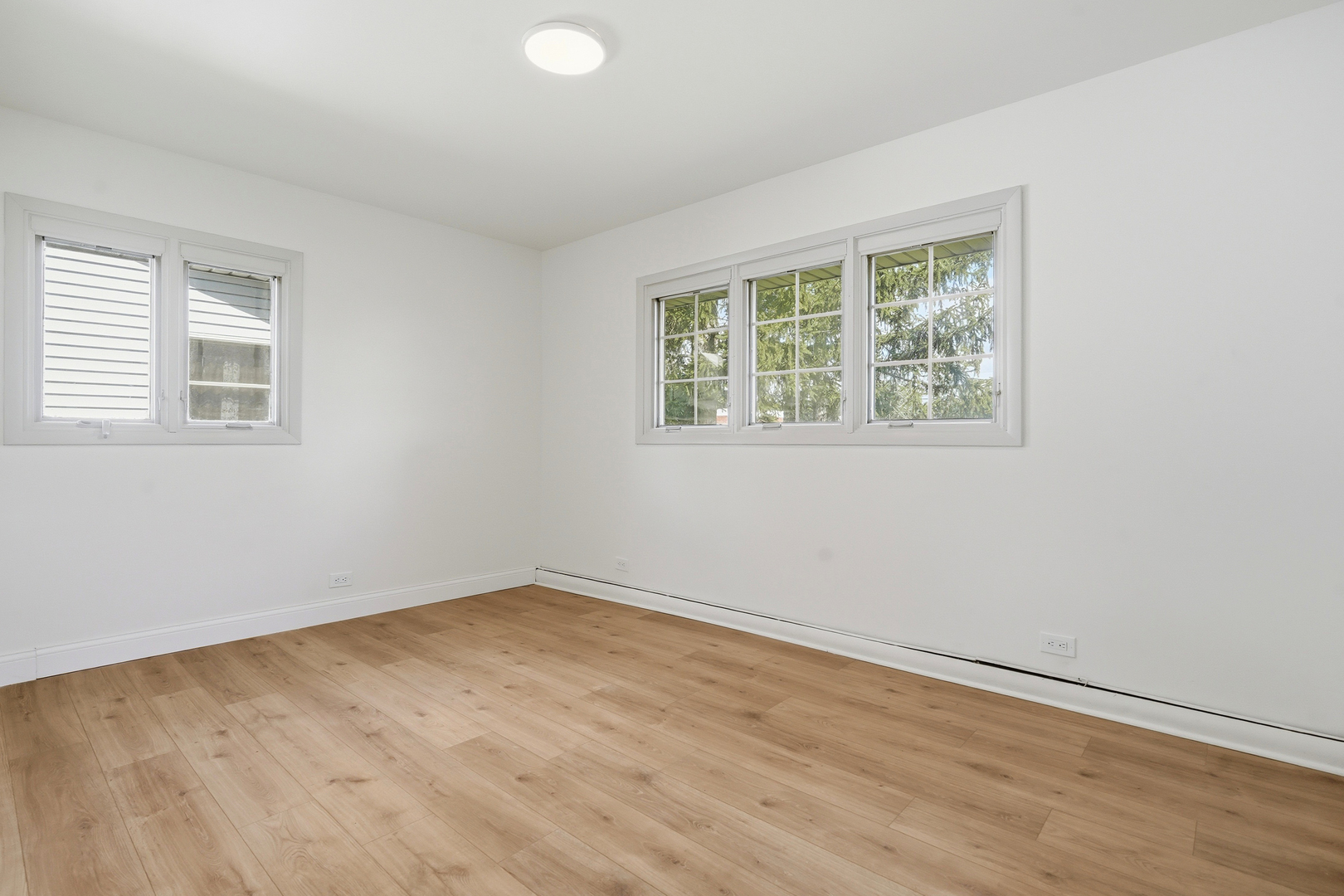 2425 E Sand Lake Road Property Photo 15