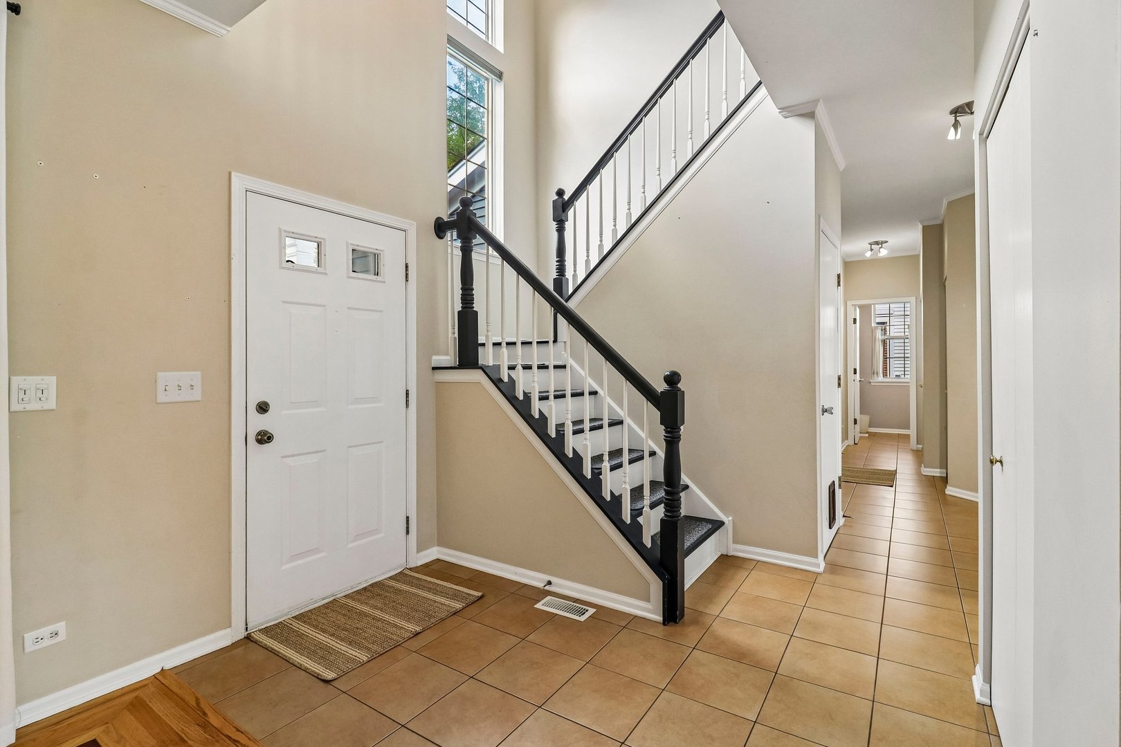 6212 Formoor Lane Property Photo 6