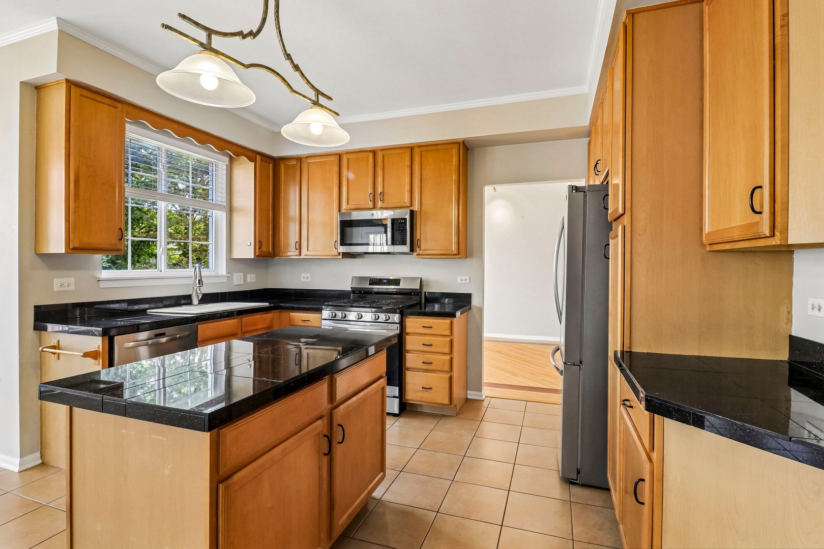 6212 Formoor Lane Property Photo 12