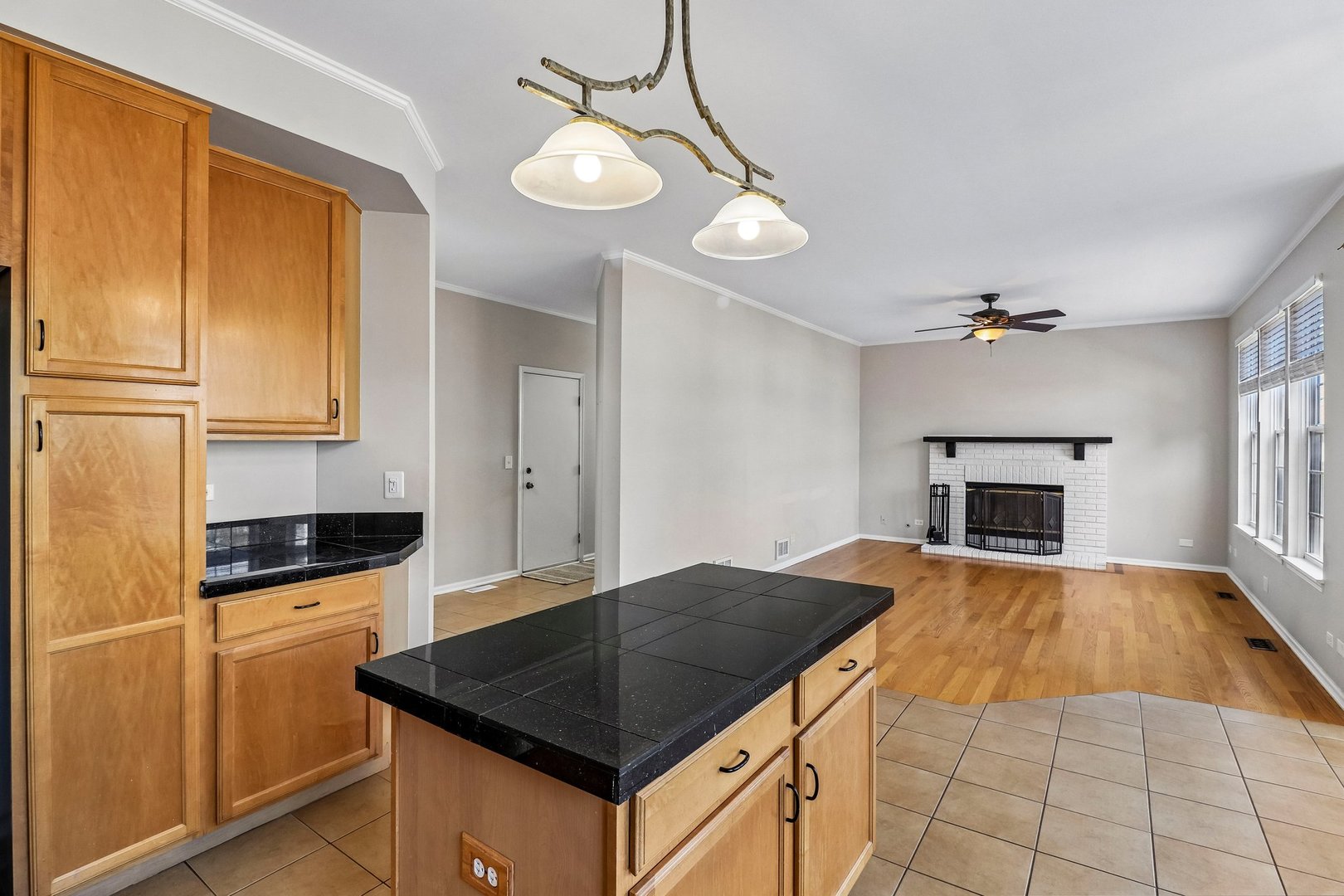 6212 Formoor Lane Property Photo 15