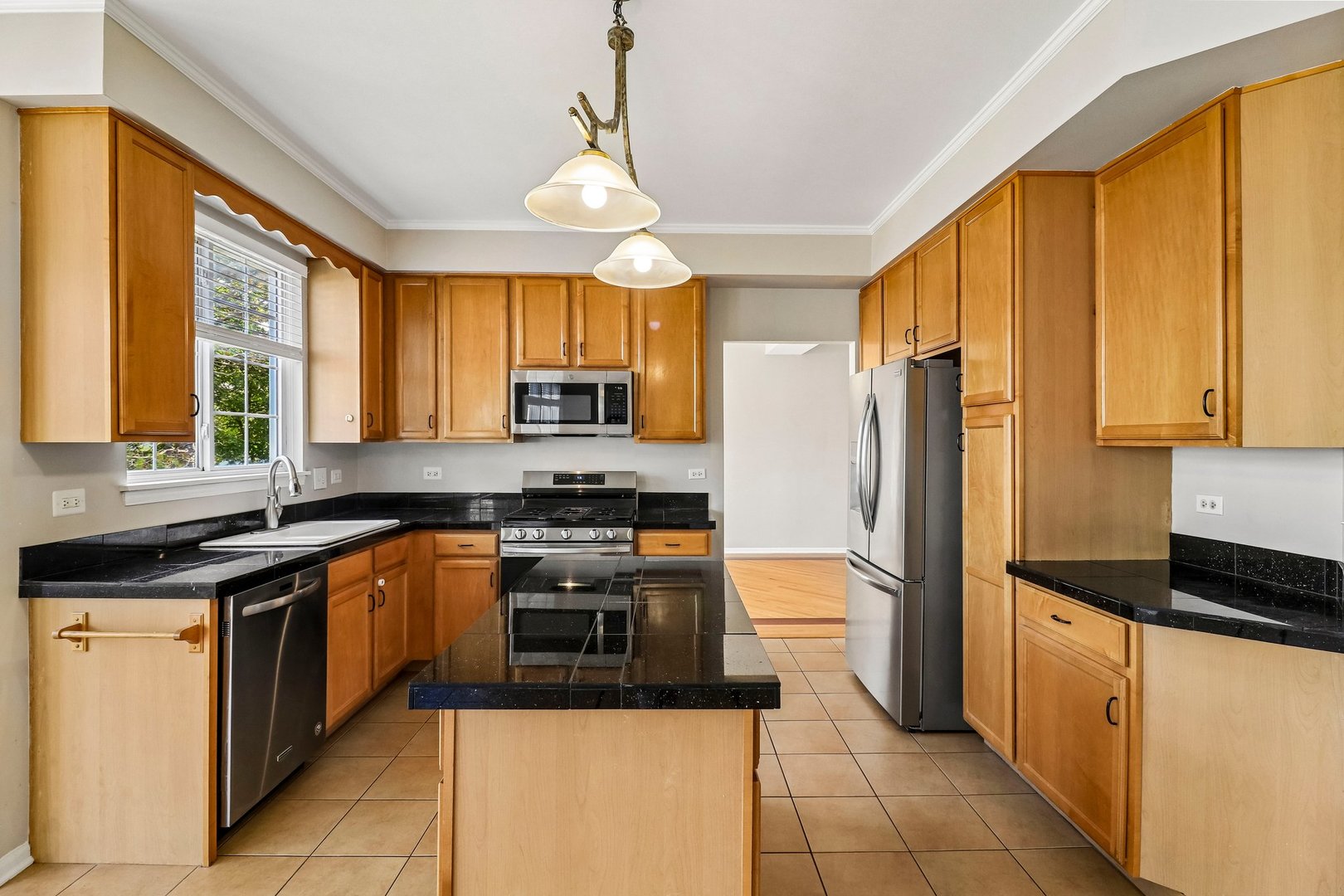 6212 Formoor Lane Property Photo 17