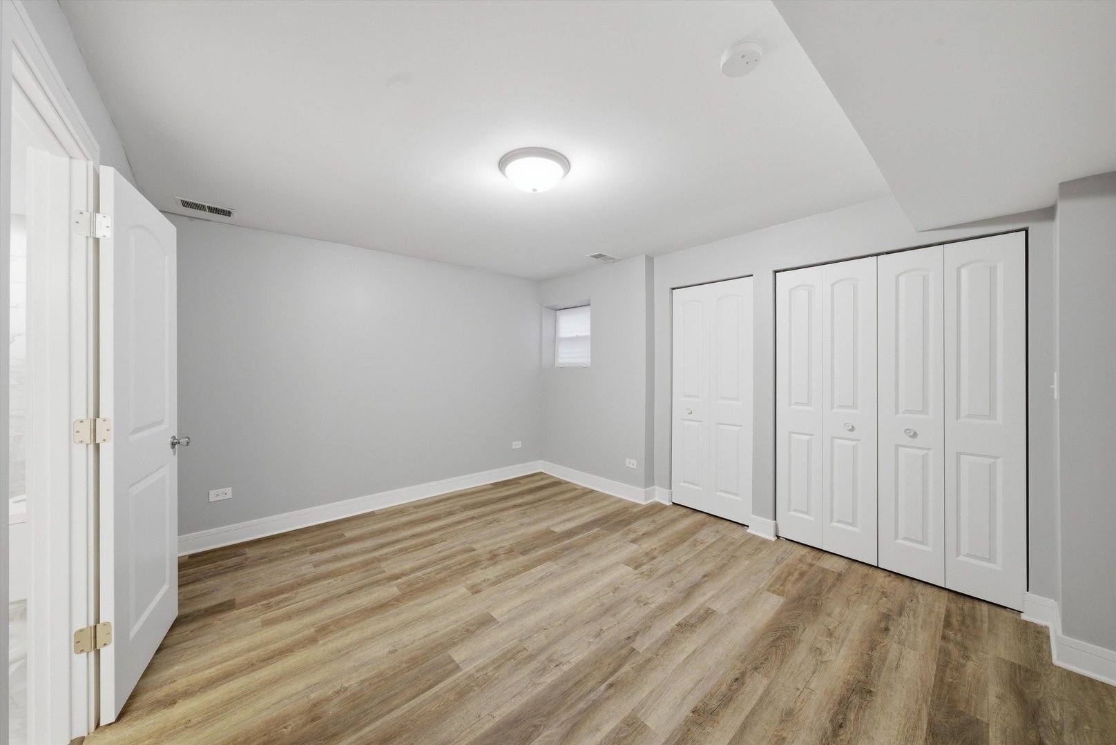 4541 S Prairie Avenue 1n Property Photo 9
