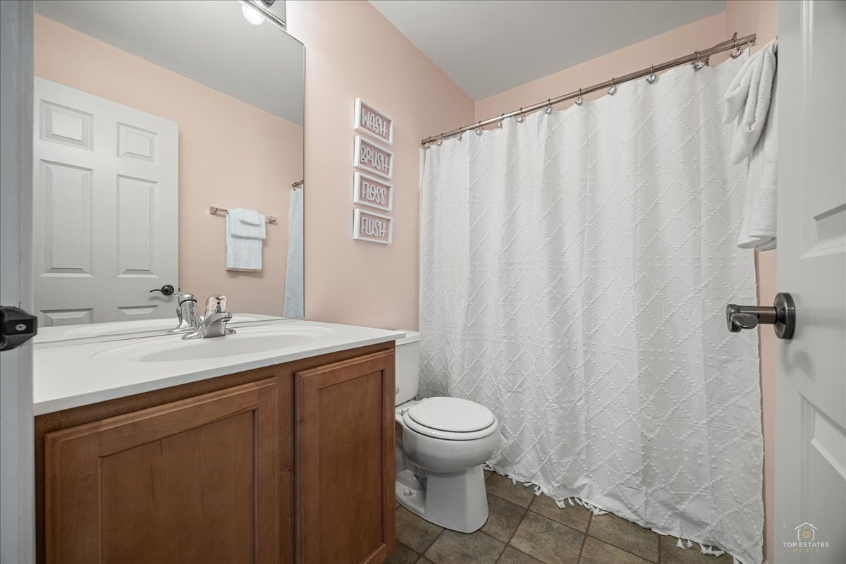 2517 Emily Lane Property Photo 15